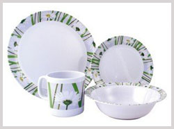 melamine crockery - plastic crockery - dinner set - soup set - home crockery plates - bowls - spoons - gift crockery manufacturers india punjab ludhiana